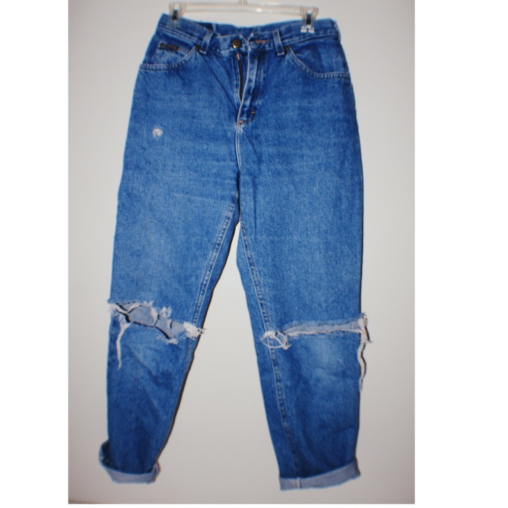 Riders Ripped Mom Jeans - Picture 2 of 4